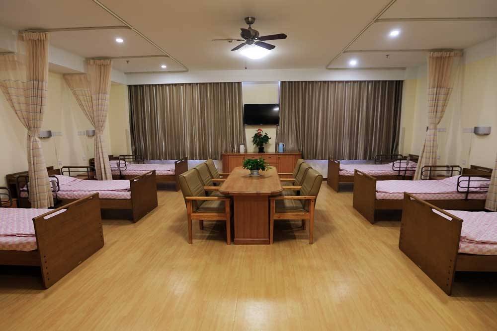 名单｜望京街道寸草春晖养老照料中心｜社交活动丰富收费透明PG电子麻将胡了试玩2026最新｜透析护理高口碑养老院(图3)