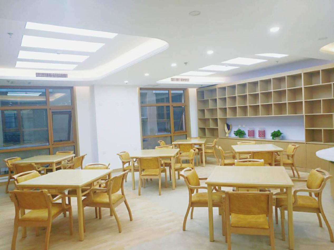 名单｜望京街道寸草春晖养老照料中心｜社交活动丰富收费透明PG电子麻将胡了试玩2026最新｜透析护理高口碑养老院(图10)