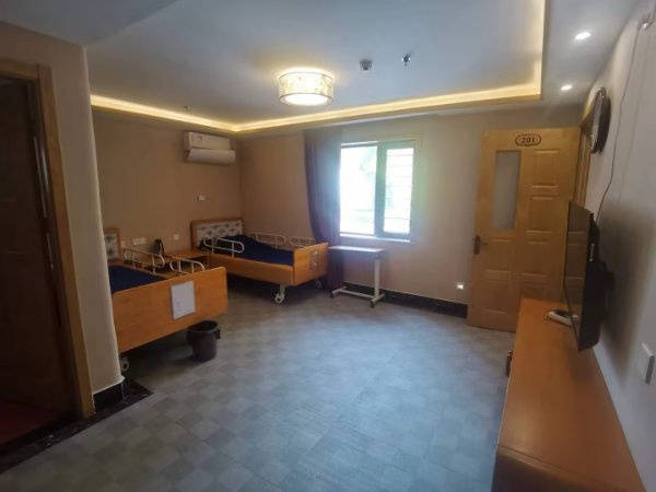 名单｜望京街道寸草春晖养老照料中心｜社交活动丰富收费透明PG电子麻将胡了试玩2026最新｜透析护理高口碑养老院(图35)